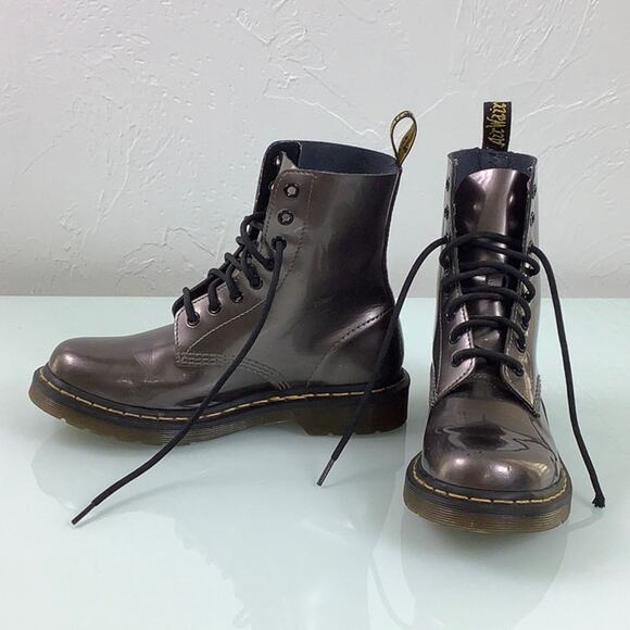 Dr. Martens Pascal 8 eyelet lace up patent platinum boots women size 7 - Picture 8 of 16